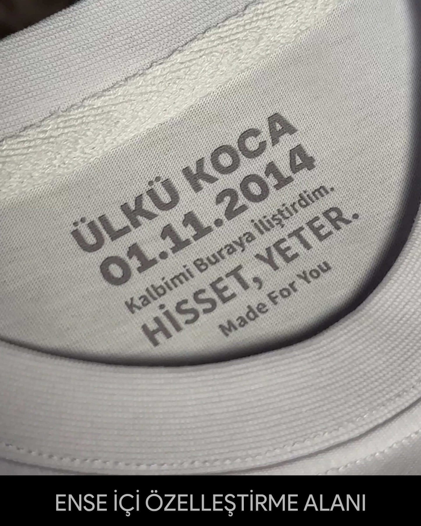 solitude heading north relax regular t-shirtbeden seçimi satın almadan önce beden tablomuzu kontrol etmeyi unutmayın. tişörtlerimiz relax regular kalıpla üretilmiştir.standart beden ölçülerine göre tasarlanmış olup, ne dar ne de bol bir kesime sahiptir. r