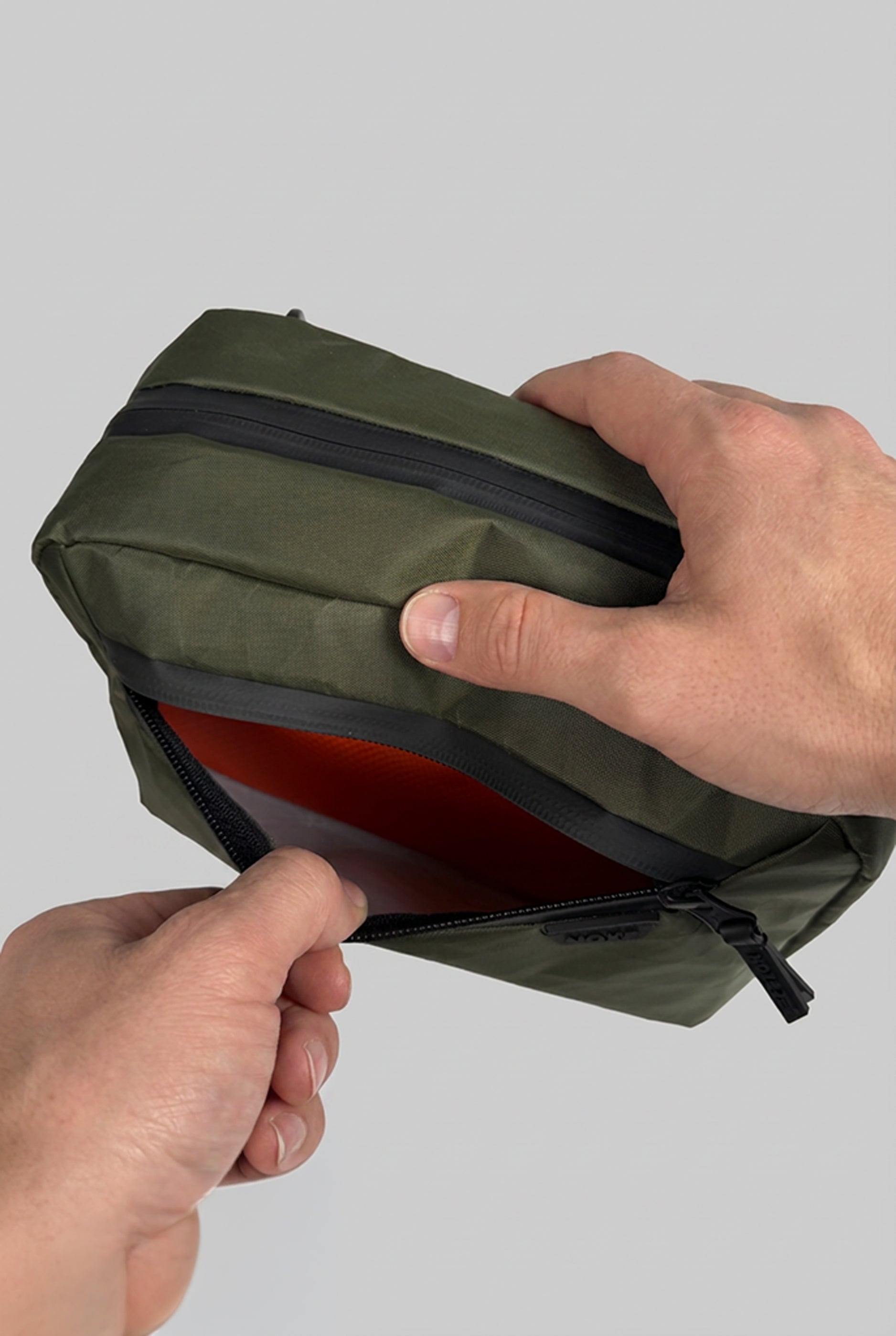 Apex Sling Çapraz Çanta Dark Green